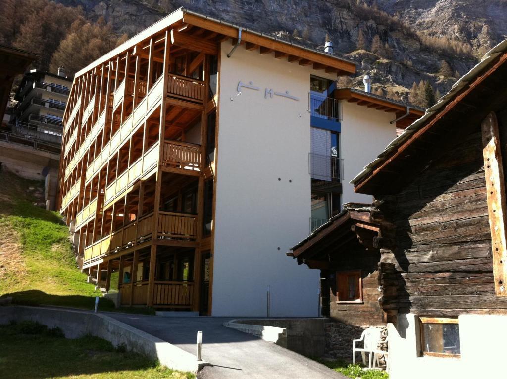 Apartment Meric Superior Zermatt Room photo